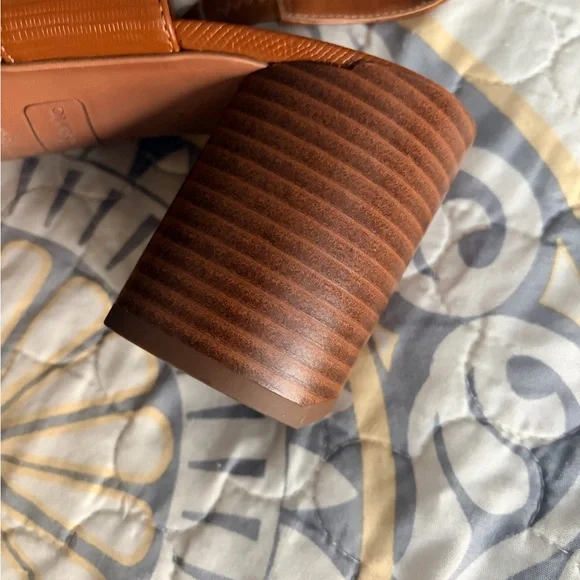 NWOT Franco Sarto Nordstrom Omyrah Tan Faux Leather Heels Sandals, 11 M - Picture 8 of 11